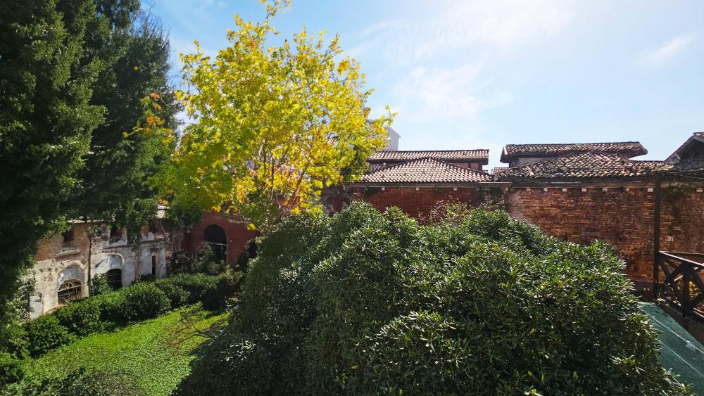 Classic Quadruple Room with Private External Bathroom