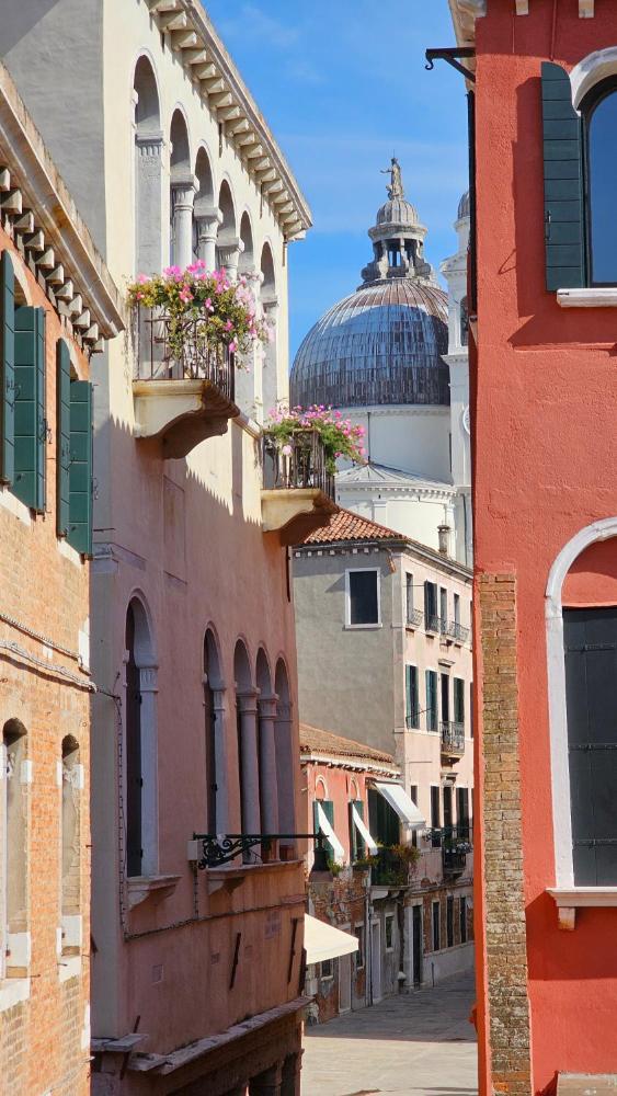 Superior Triple Room with City View