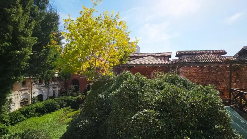 Classic Quadruple Room with Private External Bathroom