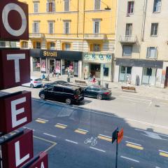 Hotel Aurora